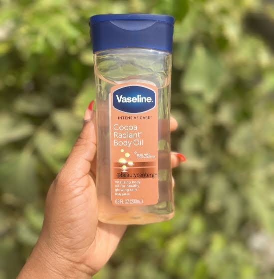 Vaseline Intensive Care Cocoa Radiant Body Oil (200ml, Made-in-China) | Intensive Care Oil for Healthy Glowing Skin - Image 3