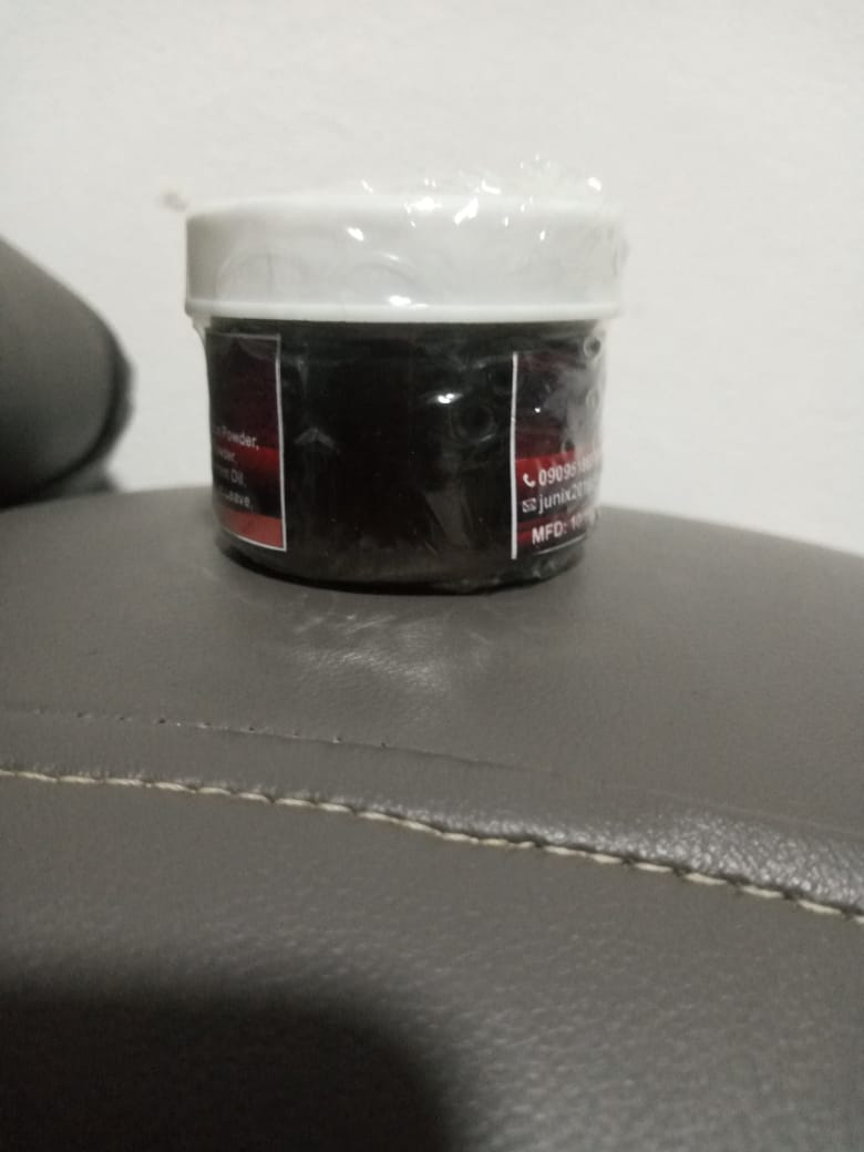 Brown Sugar Face Scrub with Coconut Oil (50g) - Image 4