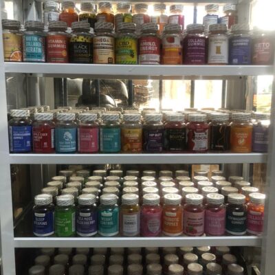 VITAMINS & SUPPLEMENTS